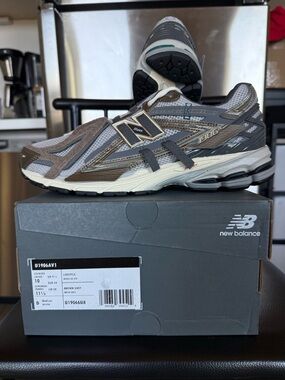 Mens New Balance 1906A Running Shoes in Thunder Brown/ Slate Grey Athletic Shoe